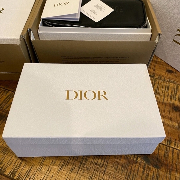 Dior Backstage VIP Luxury Makeup Brush Set Four 4-piece Case & Gift Box - Picture 12 of 13